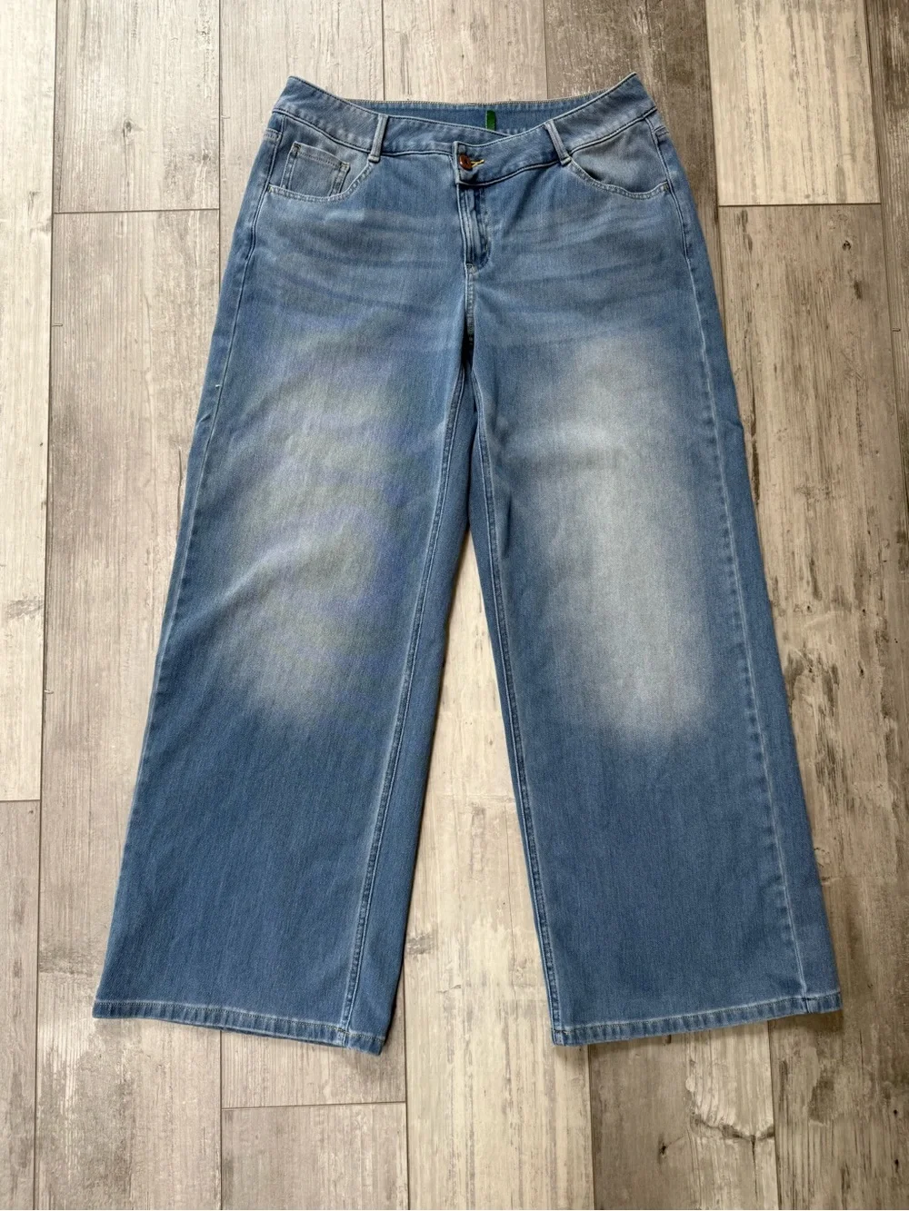 Halara Flex Asymmetric Low Rise Baggy Wide Leg Jeans Medium Regular